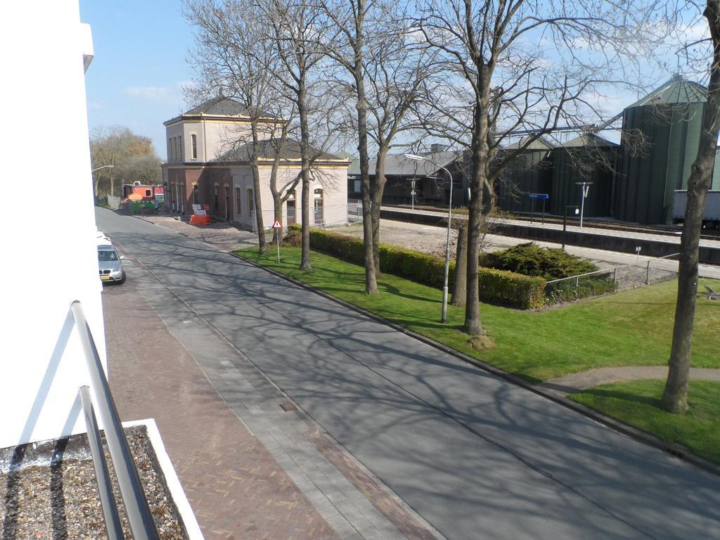 Отель Hulsebos Zuidbroek Экстерьер фото